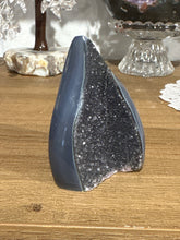 Load image into Gallery viewer, Close-up of Brazilian agate flame showing dramatic dark grey color saturation and sparkling deep-toned crystals