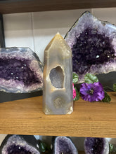 Load image into Gallery viewer, AGATE TOWER DRUZY POINT
