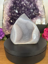 Load image into Gallery viewer, Polished agate flames