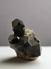 Load image into Gallery viewer, SMOKEY QUARTZ CLUSTER