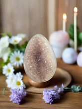 Load image into Gallery viewer, Natural agate geode egg with druzy crystals showing intricate patterns and natural shine, 13.5cm x 9cm, 1.7kg