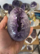 Load and play video in Gallery viewer, Amethyst geode egg
