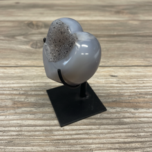 Load image into Gallery viewer, Uruguay Agate Heart - Image 3