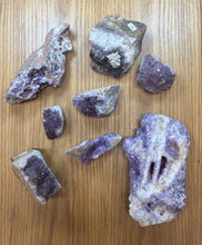 Load image into Gallery viewer, Thunder Bay Amethyst Display Lot – 8 Retail-Ready Specimens
