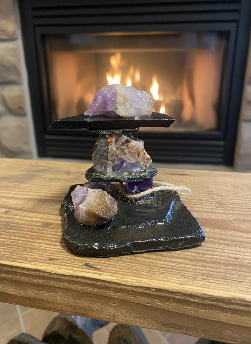 Canadian amethyst Inukshuk 8cm purple healing stone symbol of guidance and strength Diamond Willow Thunder Bay



