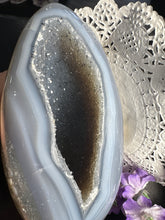 Load image into Gallery viewer, Brazilian Agate Geode Egg – Grey-Blue Banding with Druzy Crystals
