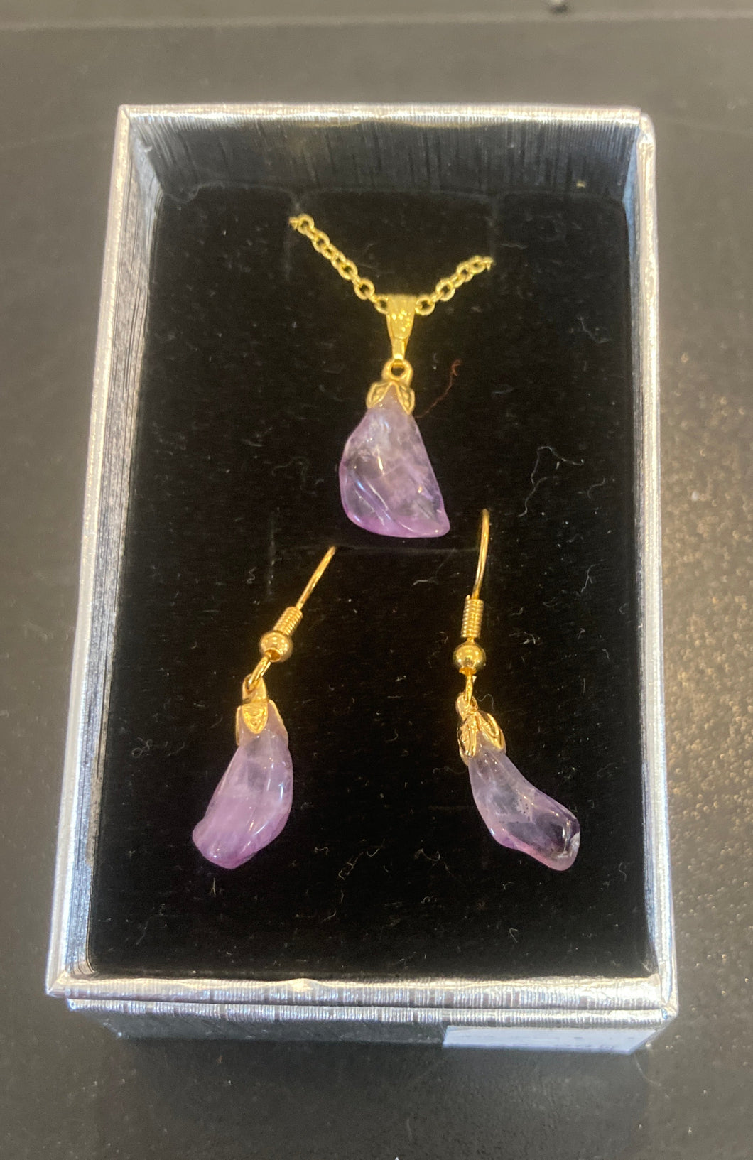 Canadian amethyst necklace and earrings jewelry set from Diamond Willow Mine Thunder Bay Ontario

