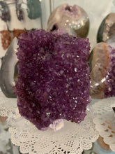 Load image into Gallery viewer, Beautiful Purple Amethyst Cluster ACP175
