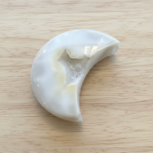 Load image into Gallery viewer, White Agate Crescent Moon
