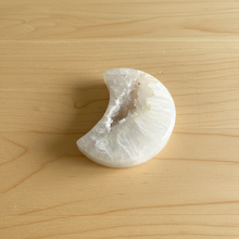 Load image into Gallery viewer, White Agate Moon Geode - Side View
