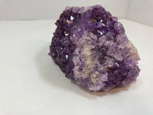 Load image into Gallery viewer, Amethyst points A-032
